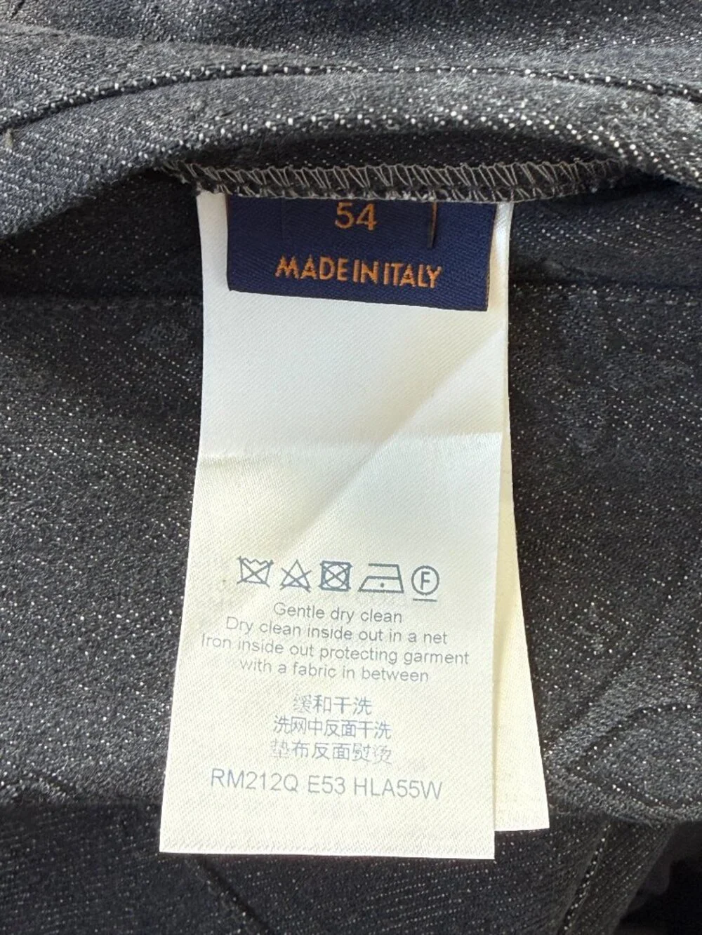 Louis Vuitton size 54